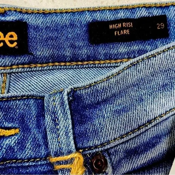 Lee Vintage Modern High Rise Flare Jeans 29x33 NWT Stretch Distressed Denim - Picture 5 of 12